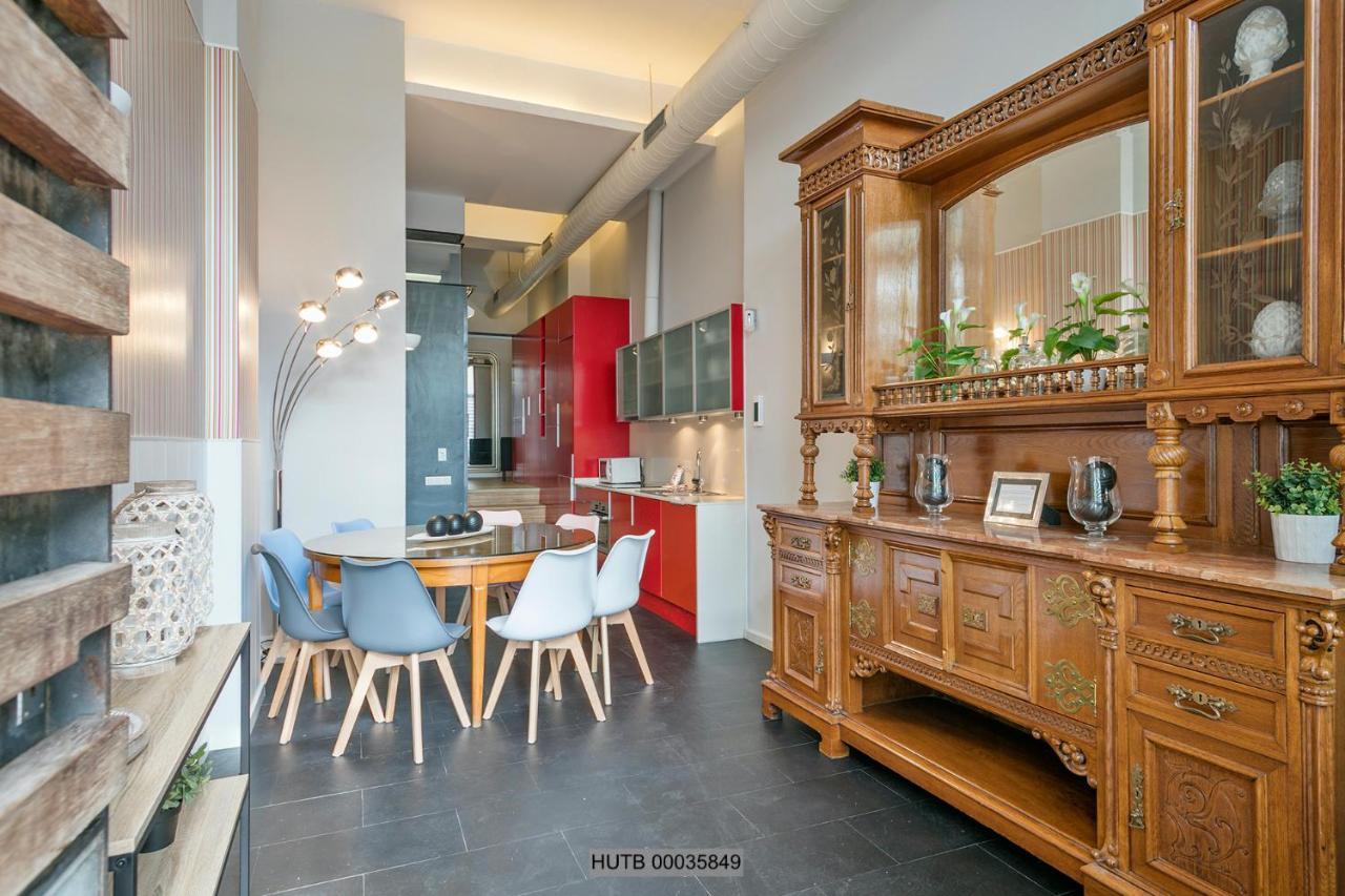 Alcam Les Corts Apartment บาร์เซโลนา ภายนอก รูปภาพ