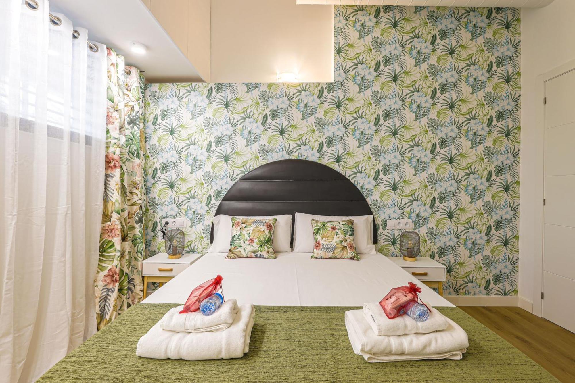Alcam Les Corts Apartment บาร์เซโลนา ภายนอก รูปภาพ