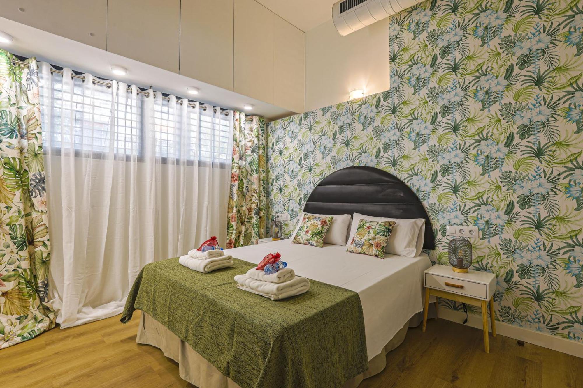 Alcam Les Corts Apartment บาร์เซโลนา ภายนอก รูปภาพ